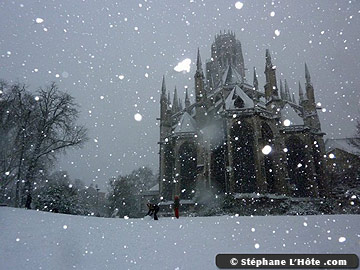Saint Ouen de Rouen dans la neige de décembre