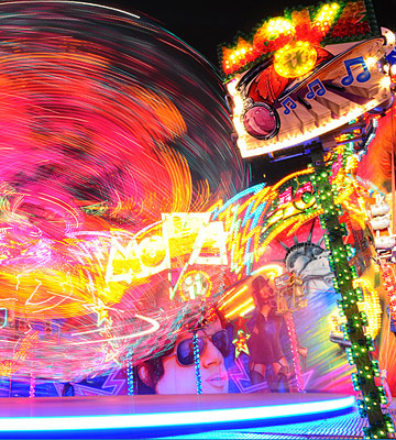 lumières des manèges de la foire de rouen