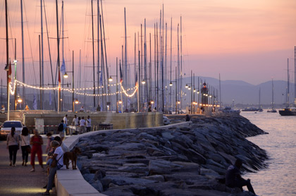 Voiles de Saint Tropez : à quai