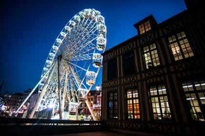 Grande roue de noël à Rouen